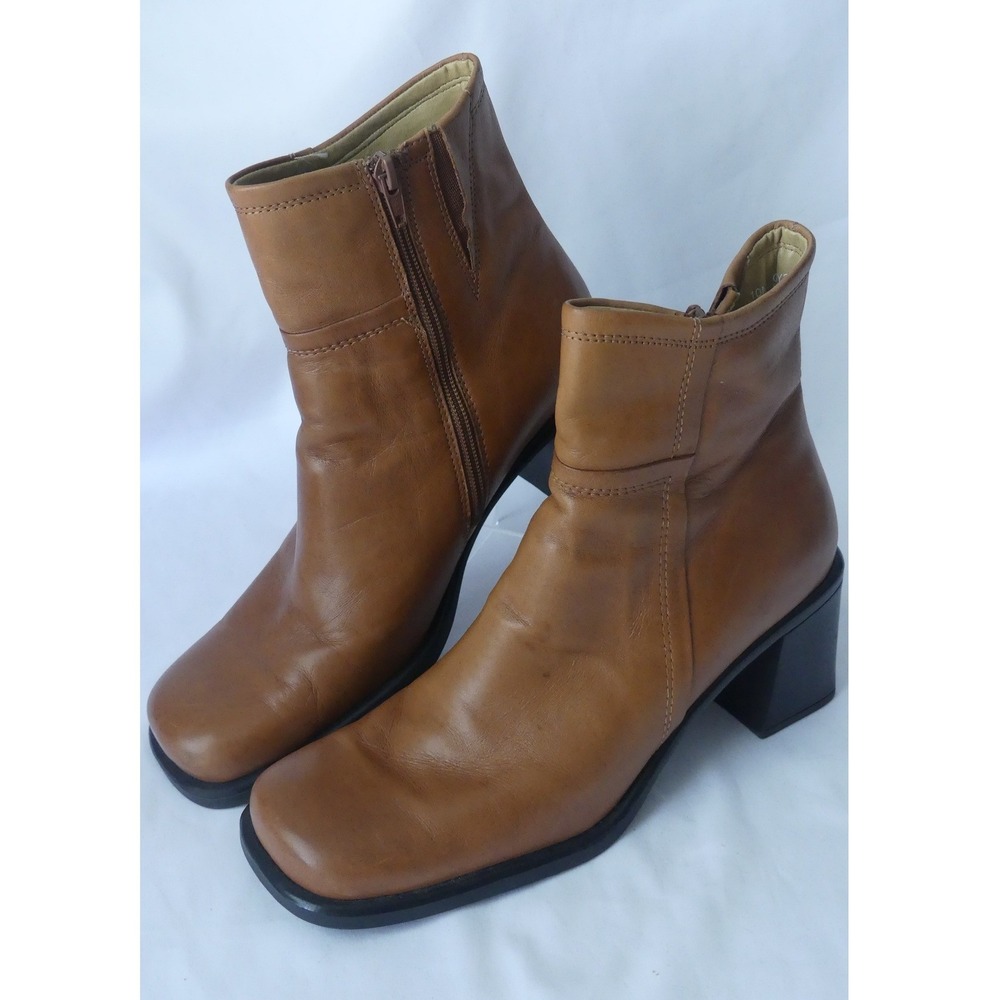 Bass Pacific II Tan Brown Leather Square Toe Block Heel Ankle Boots Womens 10M